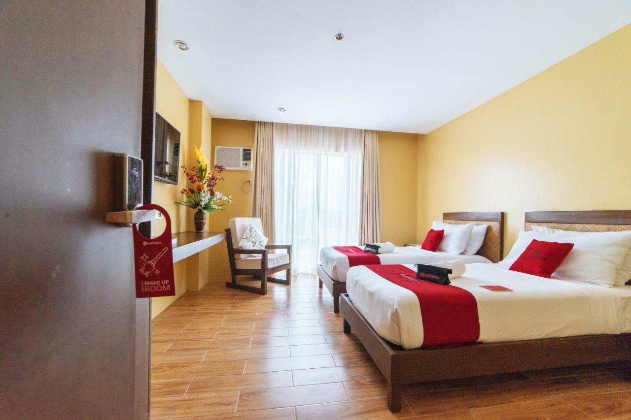 Reddoorz Premium Near Health Centrum Banica Roxas Exterior foto