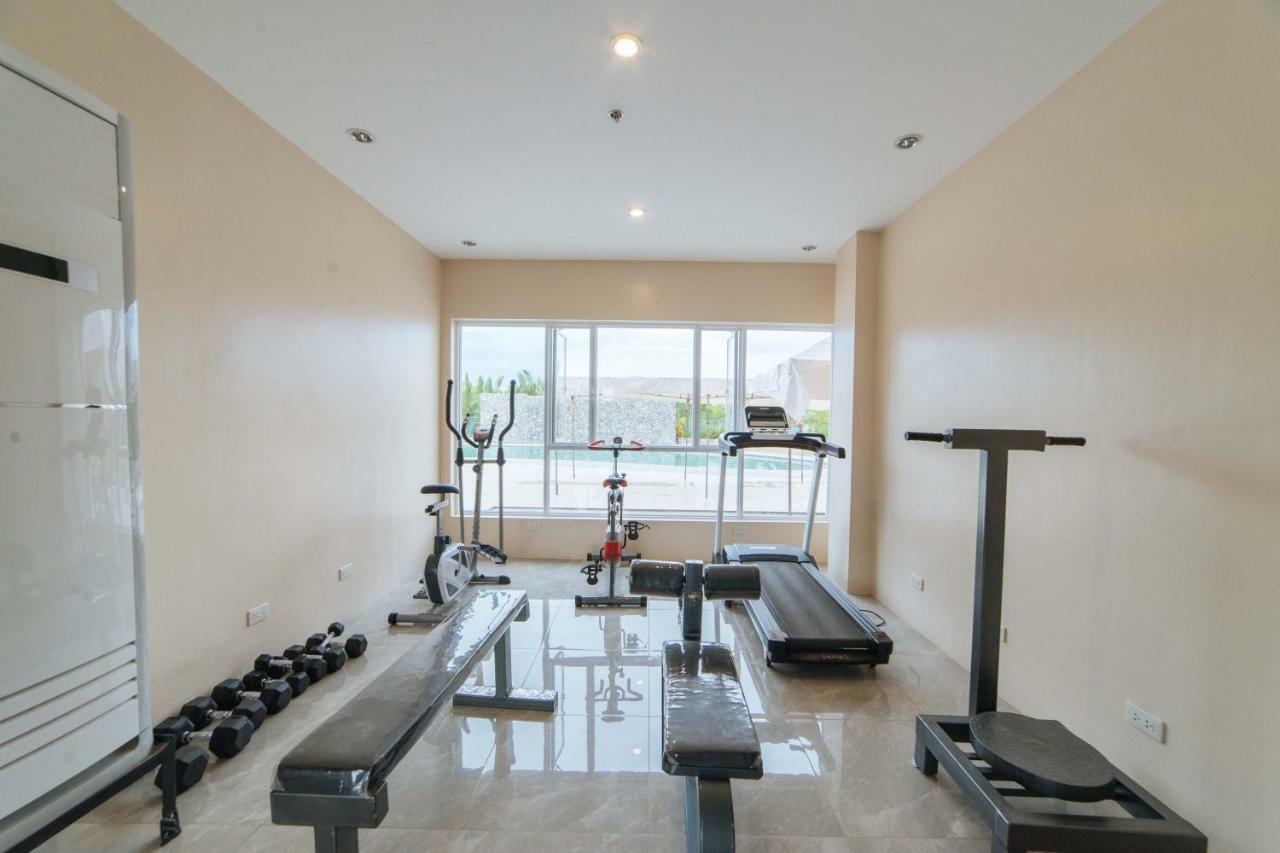 Reddoorz Premium Near Health Centrum Banica Roxas Exterior foto