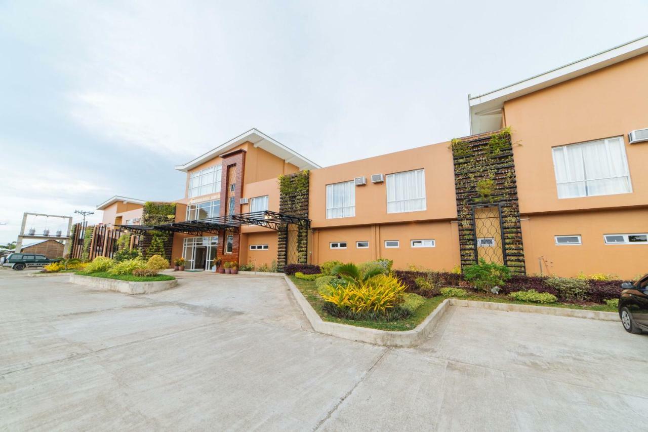 Reddoorz Premium Near Health Centrum Banica Roxas Exterior foto