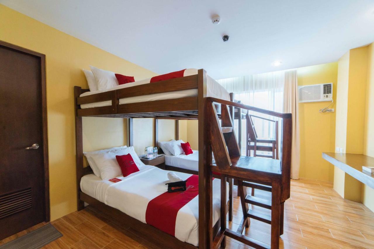 Reddoorz Premium Near Health Centrum Banica Roxas Exterior foto